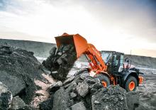 Utovarivači na kotačima Hitachi ZW220-6