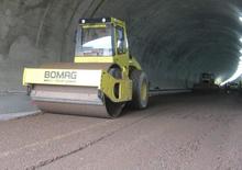 Valjci s jednim bubnjem Bomag BW 213 D-4