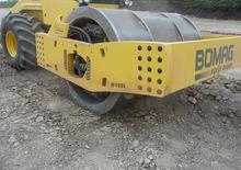Valjci s jednim bubnjem Bomag BW 332 DEEP Impact
