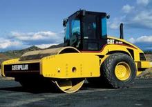 Valjci s jednim bubnjem Caterpillar CS 663 E