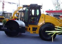 Valjci s jednim bubnjem YTO LT214