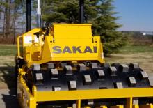 Valjci s jednim bubnjem Sakai SV204T