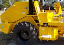 Valjci s jednim bubnjem Sakai SV204TF