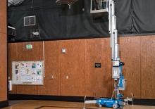 Vertikalna podizna platforma s jednim jarbolom Genie AWP 36 S