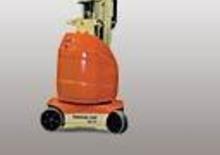 Vertikalna podizna platforma s jednim jarbolom JLG-Toucan Toucan 8 E