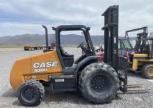 Viličari za neravne terene Case 588H