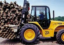 Viličari za neravne terene JCB 940-4