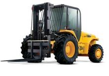Viličari za neravne terene JCB 940-2