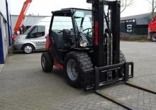 Viličari za neravne terene Manitou MC 25-4
