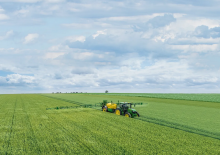 Vučene prskalice John Deere M732i