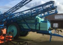 Vučene prskalice Berthoud Maxxor 32