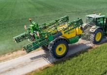 Vučene prskalice John Deere R740i