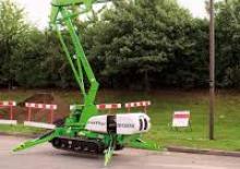 Zglobna podizna platforma na gusjenicama Niftylift TD120TN