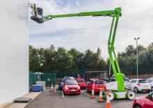 Zglobna podizna platforma na kotačima Niftylift HR17
