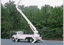 Dizala sa zglobnom granom montirana na prikolicu Altec A75