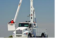 Dizala sa zglobnom granom montirana na prikolicu Altec AN46-OC