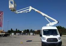 Dizala sa zglobnom granom montirana na prikolicu Easy Lift EV150 