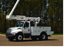 Dizala sa zglobnom granom montirana na prikolicu Altec L42E