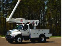 Dizala sa zglobnom granom montirana na prikolicu Altec L44E