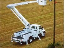 Dizala sa zglobnom granom montirana na prikolicu Altec TA60