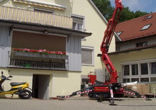 Zglobna podizna platforma na gusjenicama Hinowa Goldlift 14.70 IIIS