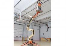 Zglobna podizna platforma na gusjenicama JLG X500AJ