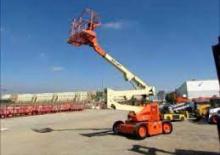 Zglobna podizna platforma na kotačima JLG 45 IC