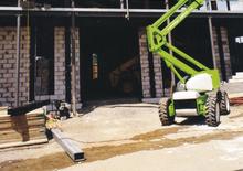 Zglobna podizna platforma na kotačima Niftylift HR 15