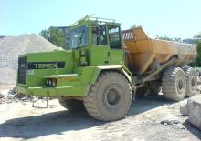Zglobni kiperi Terex 2566