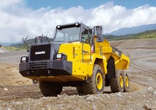 Zglobni kiperi Komatsu HA250-1